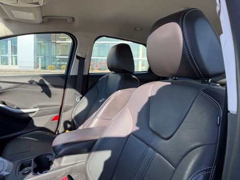 Used 2014 Ford Focus SE w/ Equipment Group 201A image 10