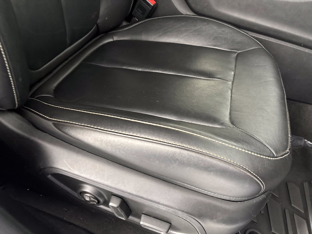 Used 2022 Jeep Grand Cherokee L Limited AWD/4WD image 33