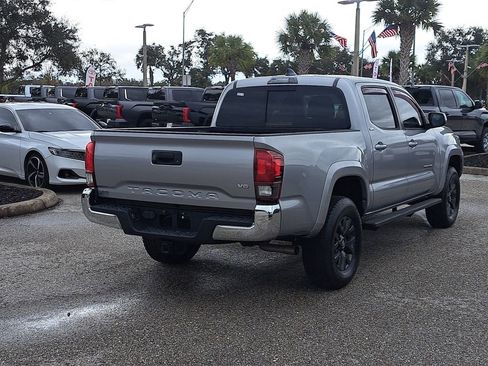 Certified 2020 Toyota Tacoma SR5 image 3