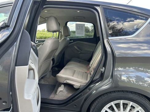 Used 2015 Ford C-MAX Energi SEL FWD image 18