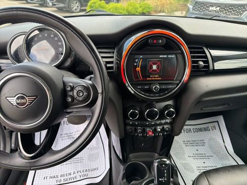 Used 2020 MINI Cooper 4-Door Hardtop FWD image 27