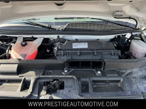 Used 2022 GMC Savana 2500 w/ Driver Convenience Package image 11