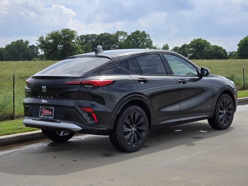 New 2026 Buick Envista Sport Touring FWD image 3