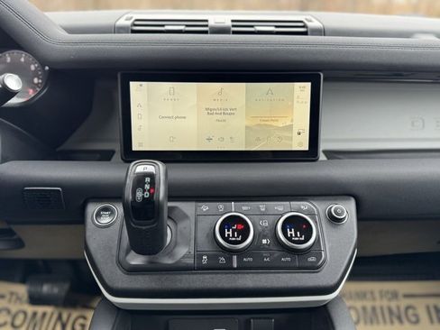 Certified 2023 Land Rover Defender 110 X-Dynamic SE image 29