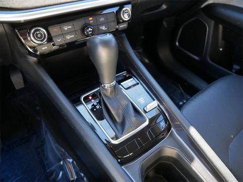 Used 2022 Jeep Compass Latitude image 18