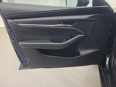 Used 2024 MAZDA MAZDA3 s FWD image 22