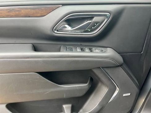 Certified 2023 Chevrolet Suburban Premier image 33