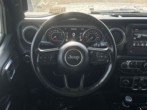 Used 2021 Jeep Wrangler Unlimited Sport image 14