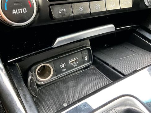 Used 2020 Kia Stinger GT-Line image 33