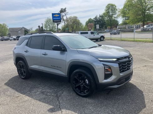 Used 2026 Chevrolet Equinox LT w/ Midnight Edition image 2