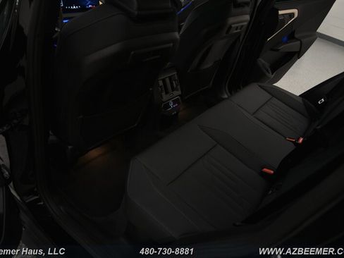 Used 2025 BMW X3 xDrive30i w/ Premium Package image 24