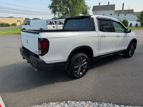 Used 2021 Honda Ridgeline Sport image 10
