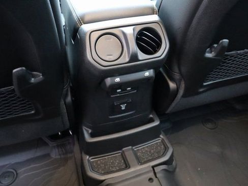 New 2026 Jeep Wrangler Unlimited Sahara AWD/4WD image 40