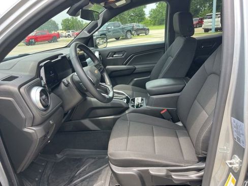 Used 2024 Chevrolet Colorado LT w/ LT Convenience Package RWD image 14