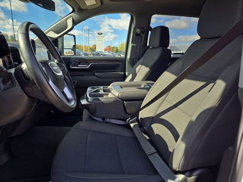 Certified 2024 GMC Sierra 2500 SLE w/ SLE Value Package; image 21