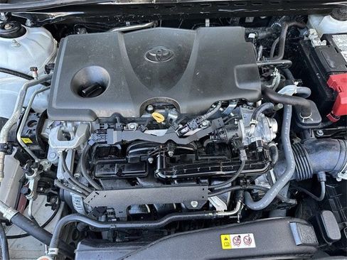 Used 2023 Toyota Camry LE image 31