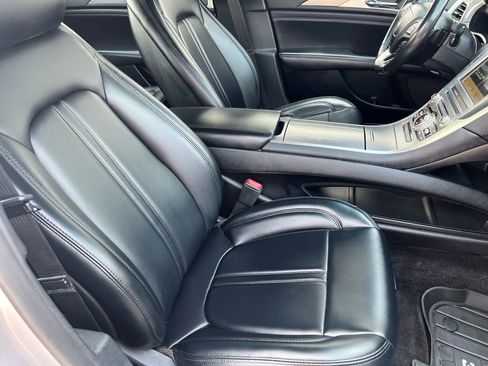 Used 2017 Lincoln MKZ Premiere image 17