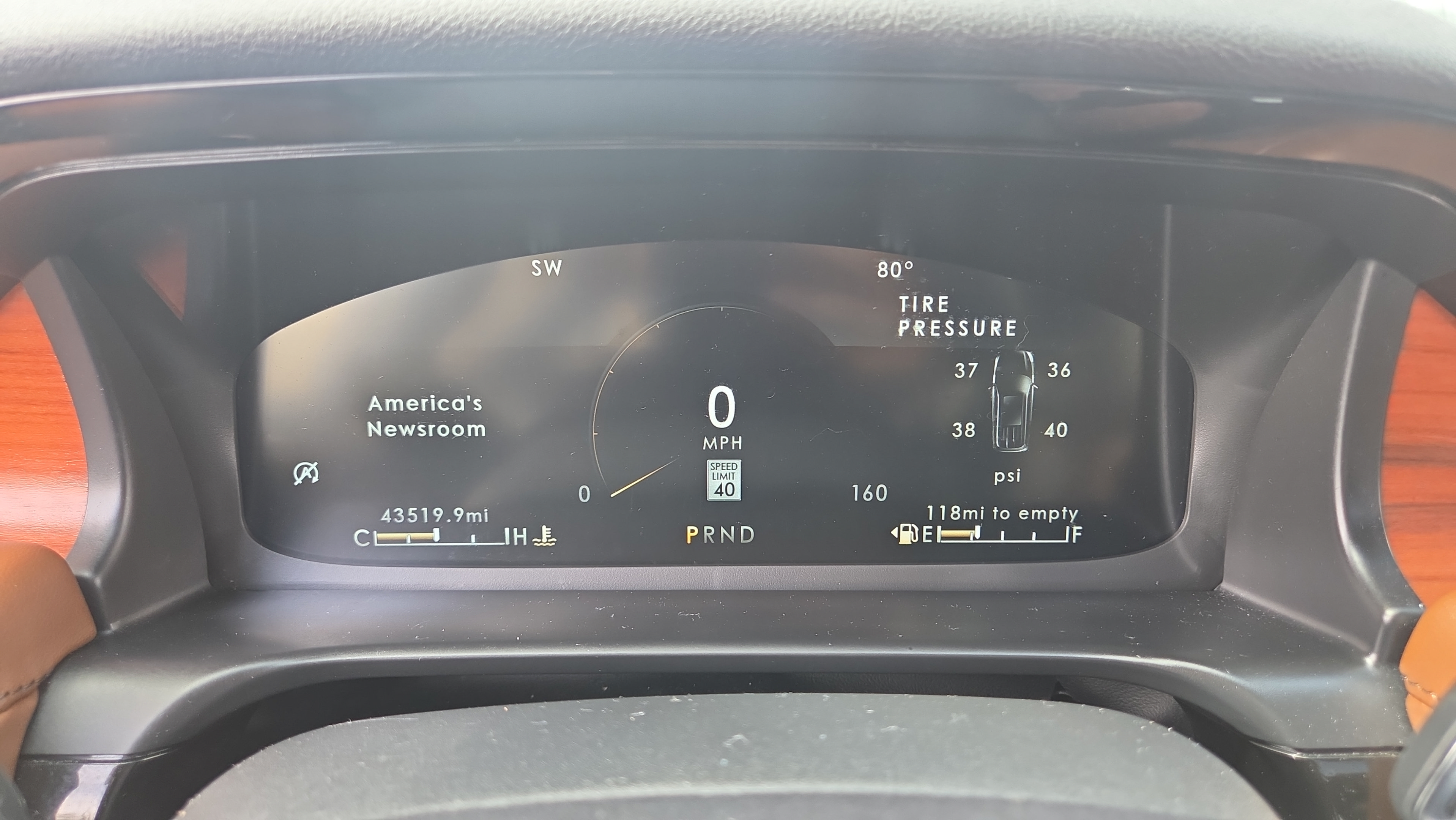 Used 2020 Lincoln Aviator Reserve w/ Equipment Group 201A RWD image 24