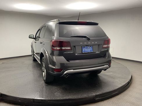 Used 2017 Dodge Journey Crossroad w/ Popular Equipment Group FWD image 5