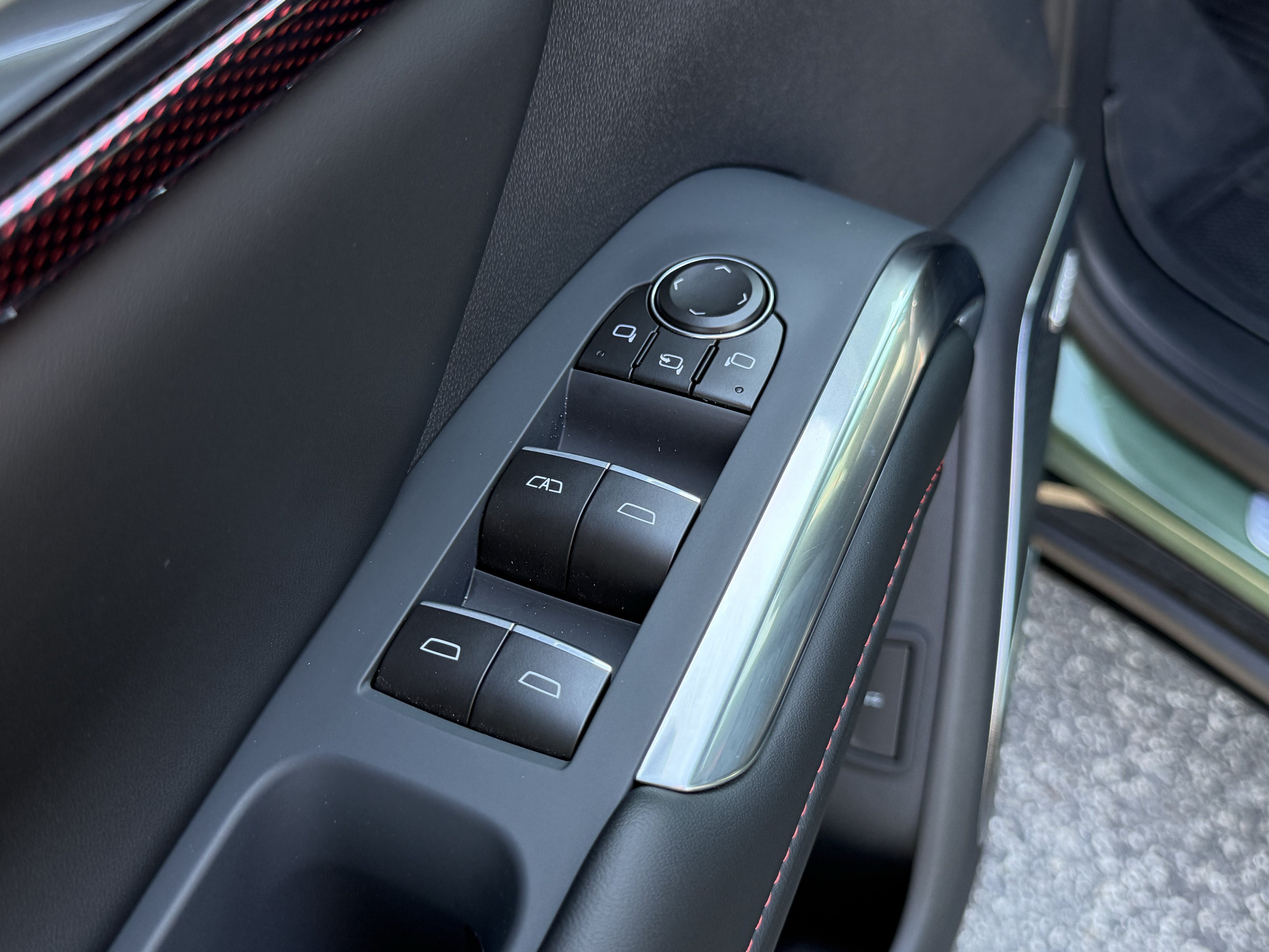 Used 2027 Chevrolet Traverse RS w/ LPO, Floor Liner Package FWD image 15