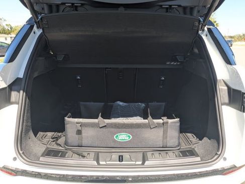 New 2026 Land Rover Range Rover Evoque Dynamic SE AWD/4WD image 12