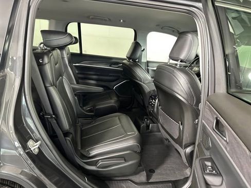 Used 2022 Jeep Grand Cherokee L Limited image 27