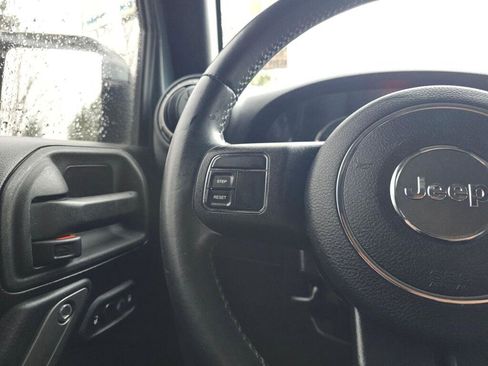 Used 2015 Jeep Wrangler Unlimited Sport w/ Quick Order Package 24S image 32