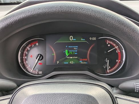 Certified 2024 Toyota RAV4 LE image 31