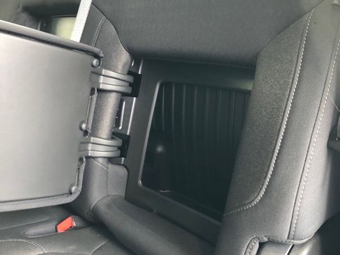 Used 2020 Chevrolet Silverado 1500 LT Trail Boss w/ Convenience Package image 16