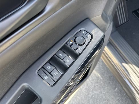 New 2026 Nissan Pathfinder SV AWD/4WD image 12
