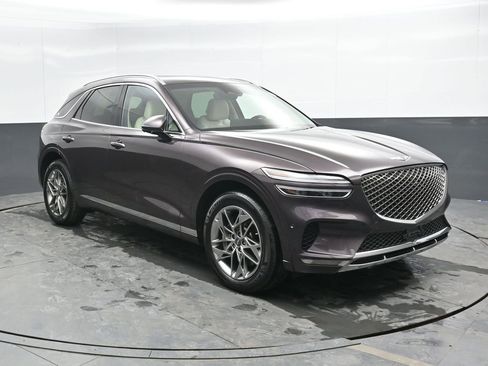 Used 2023 Genesis GV70 2.5T w/ Advanced Package image 5