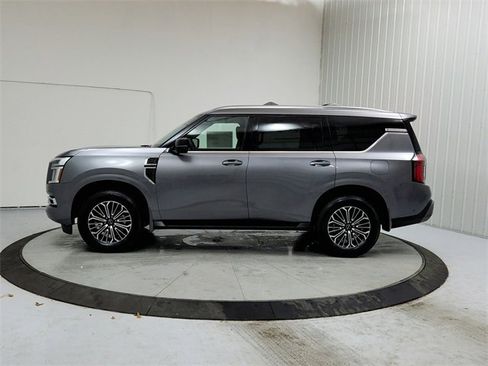 New 2026 Nissan Armada SL image 4