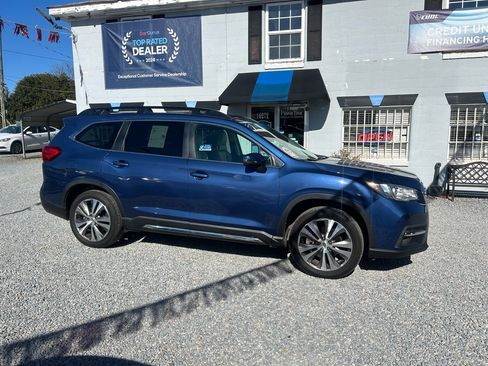 Used 2022 Subaru Ascent Limited image 6
