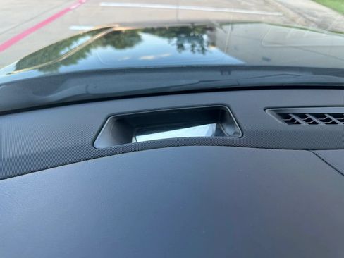 Used 2016 Cadillac Escalade Premium RWD image 41