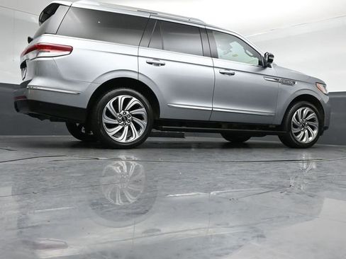 Certified 2023 Lincoln Navigator Reserve AWD/4WD image 45