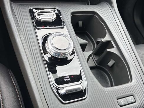 New 2026 Jeep Cherokee Limited AWD/4WD image 33