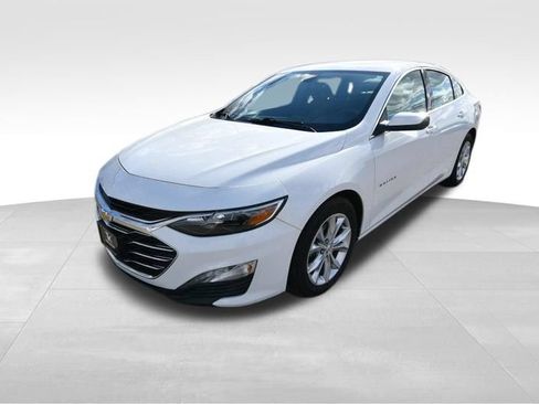 Used 2023 Chevrolet Malibu LT FWD image 2