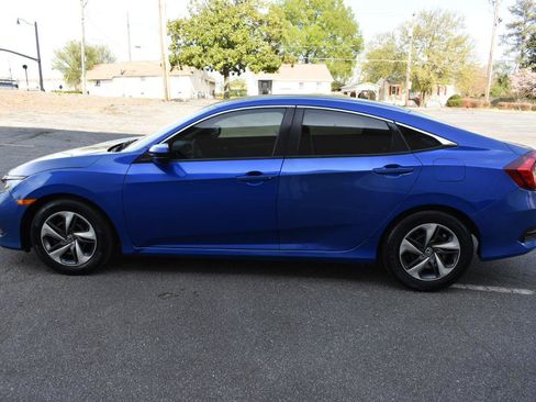 Used 2019 Honda Civic LX image 9