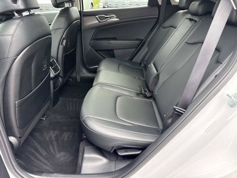 Used 2023 Kia Sportage EX AWD/4WD image 23