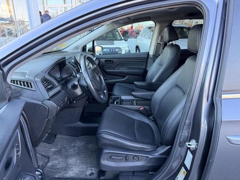 Used 2024 Honda Odyssey EX-L image 11