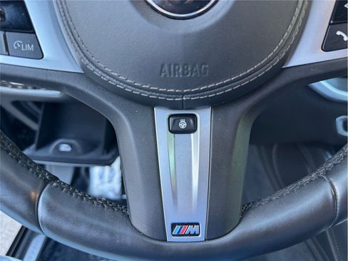 Used 2021 BMW X6 M50i w/ Dynamic Handling Package AWD/4WD image 28