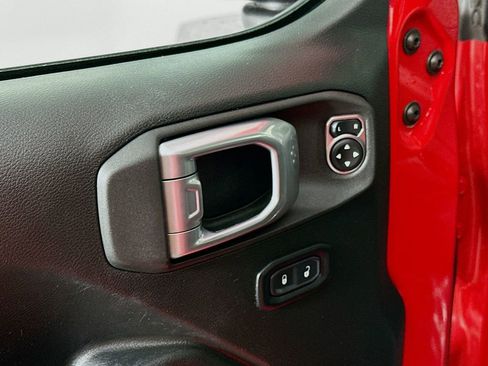 Certified 2023 Jeep Wrangler Sport S image 27