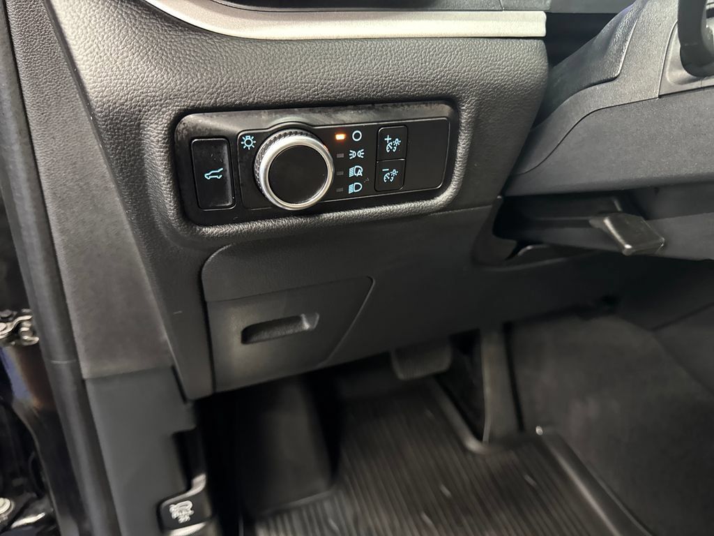 Certified 2023 Ford Explorer XLT AWD/4WD image 32