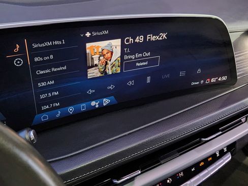 Used 2024 Cadillac XT4 Premium Luxury image 19