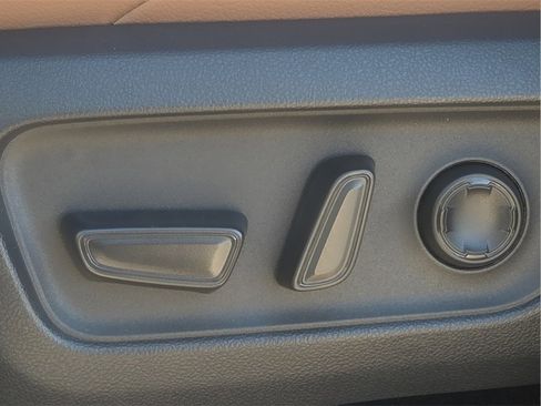 New 2026 Toyota 4Runner Limited image 17