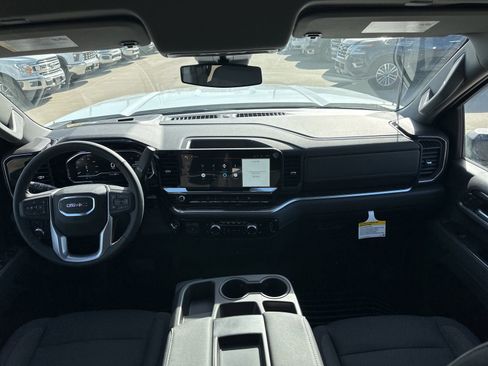 New 2025 GMC Sierra 2500 SLE w/ SLE Value Package; image 29