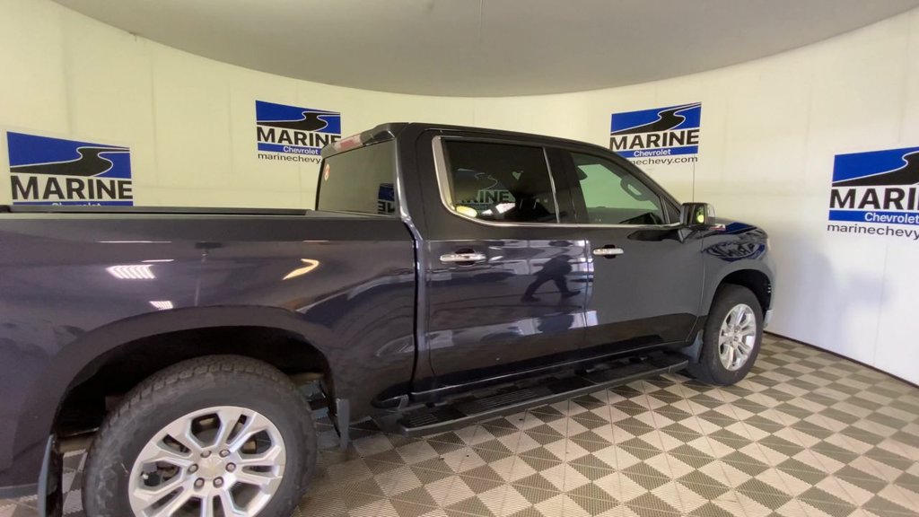 Used 2022 Chevrolet Silverado 1500 LTZ AWD/4WD image 2