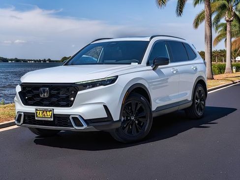 Used 2025 Honda CR-V Sport Touring image 2