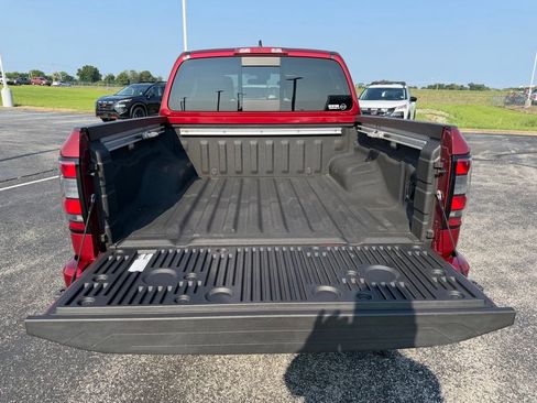 Used 2024 Nissan Frontier SV w/ SV Convenience Package RWD image 36