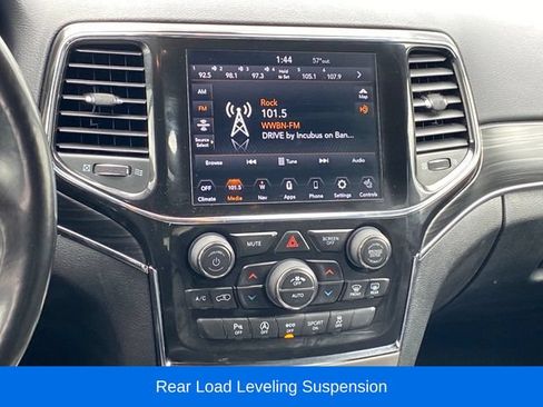 Used 2022 Jeep Grand Cherokee Limited w/ Technology Group AWD/4WD image 10